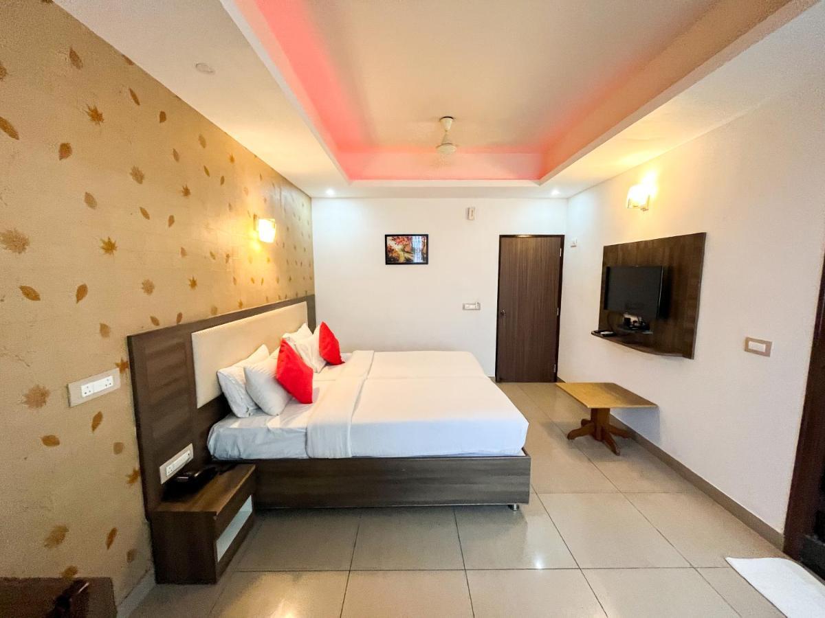 Victory Grand Attibele Hotel Exterior photo